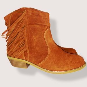 NWT G by Guess Western Booties - 7.5W